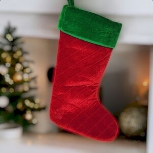 A Pets world Christmas Stockings Paw Print Red Green Dog Cat T22